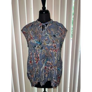 Status by Chenault Top